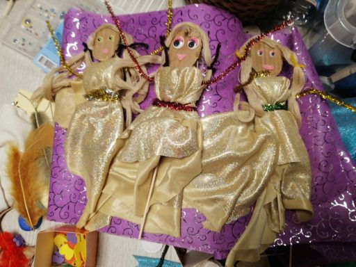 MARIONNETTES EN FAMILLE 1ER JUIN 2024 Ateliers de marionnettes et marottes